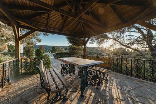 Villa Maraki - Attica Riviera