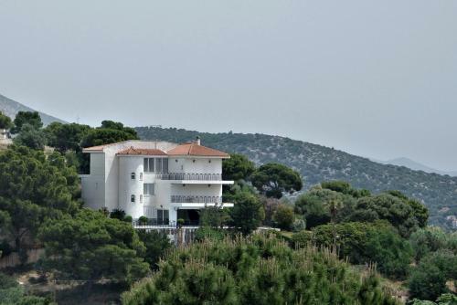 Villa Maraki - Attica Riviera