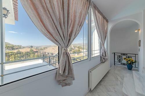 Villa Maraki - Attica Riviera