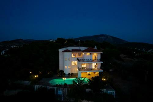 Villa Maraki - Attica Riviera