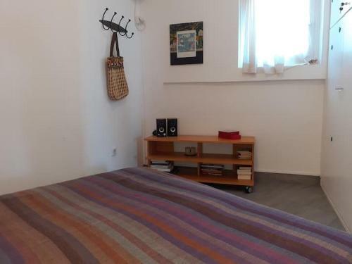 Breezy Summer Maisonette With Exciting View!