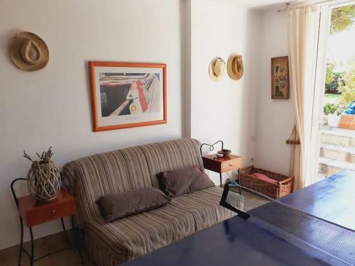 Breezy Summer Maisonette With Exciting View!