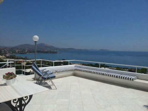 Beautiful, Private Villa By The Sea