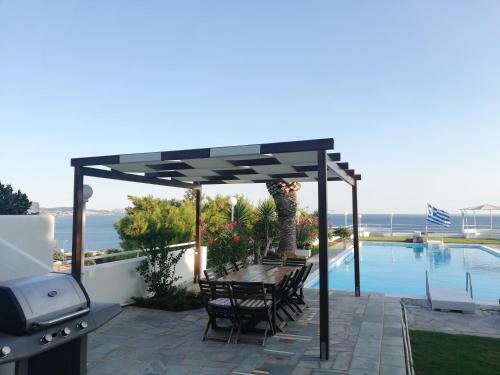 Beautiful, Private Villa By The Sea