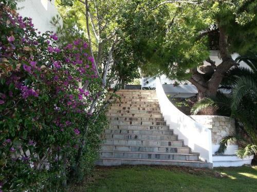 Beautiful, Private Villa By The Sea