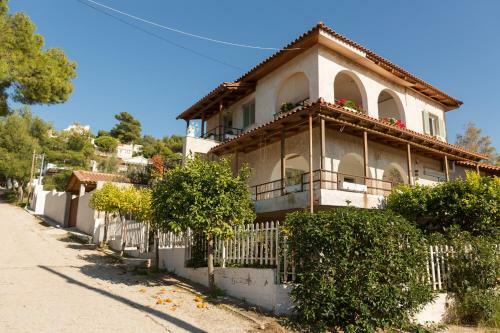 White Villa Near The Blue Beach