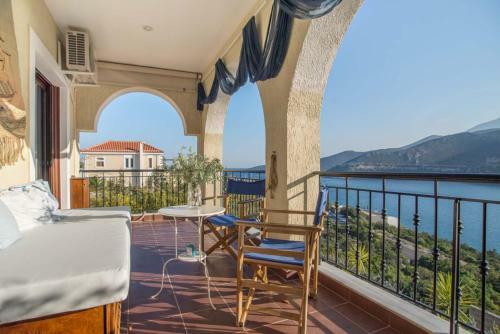 Floating Villa Near Astros Peloponnese