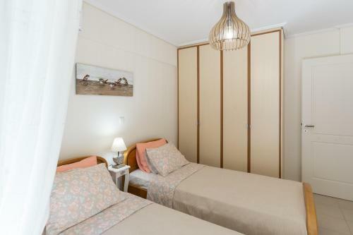 New Stylish Apartment With Sea View