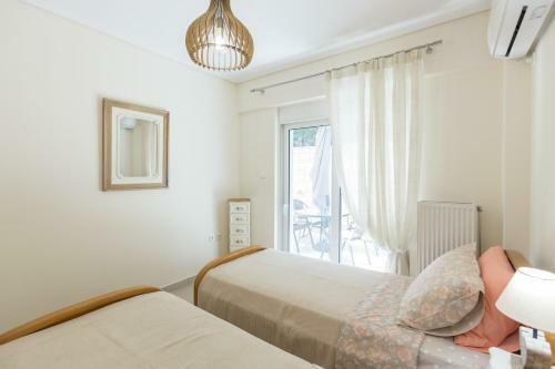 New Stylish Apartment With Sea View