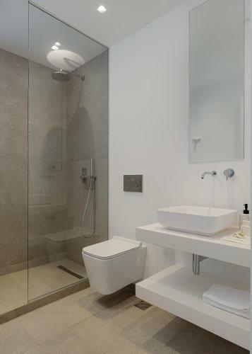 Athenian Black Villa