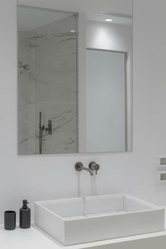 Athenian Black Villa