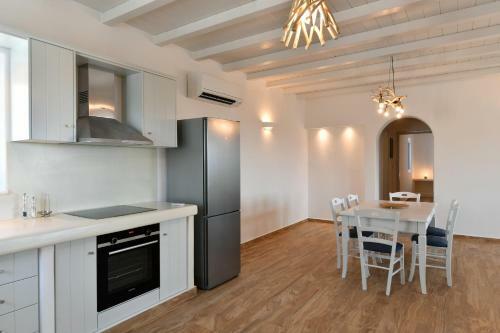 Luxurious Villa Seirios