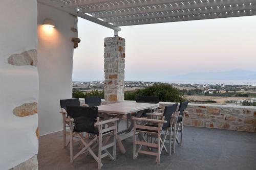 Luxurious Villa Seirios