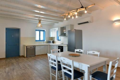 Luxurious Villa Seirios