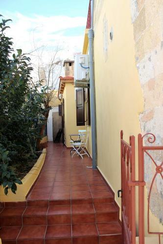 Alexandros Traditional House
