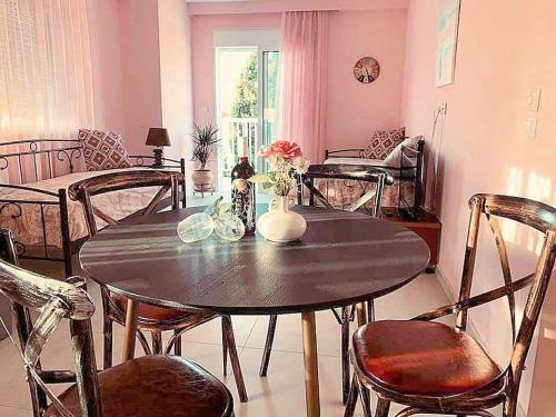 Cozy Violetas Apartment,ideally Located.