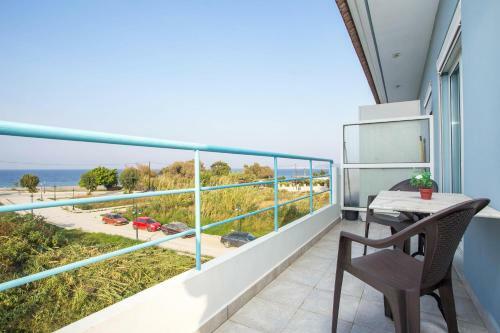 Megat Second Floor Apartment Seaside
