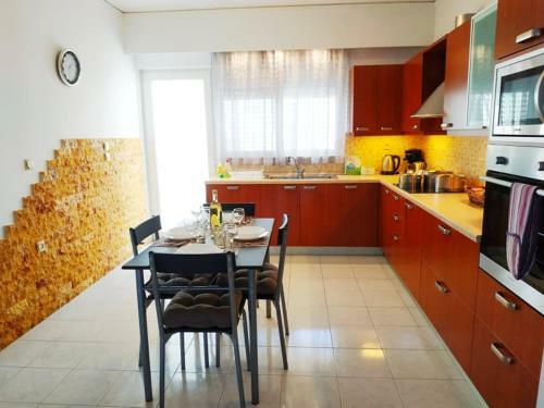 Maria's Apartment