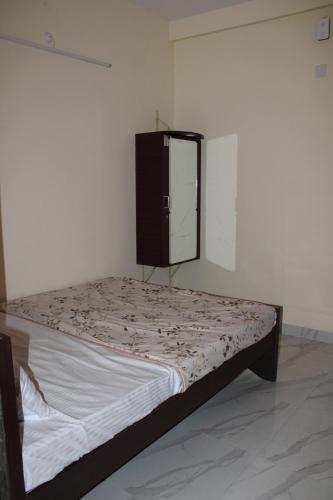 Hotel Bnr (babu Naidu Residency)
