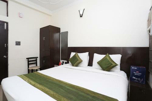 Oyo Flagship 117 Hotel Prakash Palace