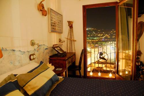 Hostal Tem�tico El Pe��n