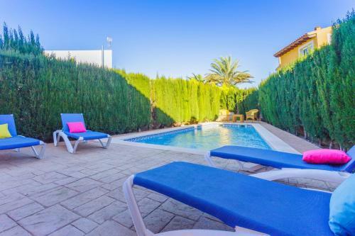 Villa Barcar�s