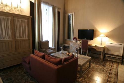 Hostal Palacio San Bartolom�