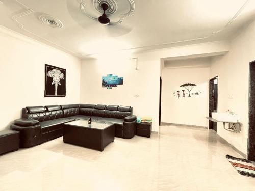 Egardenstay ?siddharth? Entire Luxury 3bhk *family*