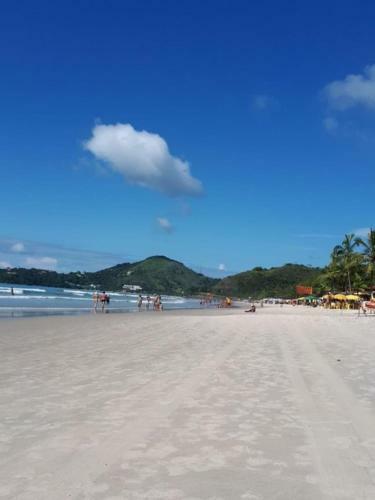 Apartamento Ubatuba - Praia Grande - 250m Da Praia