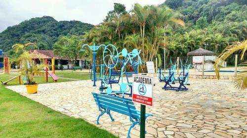 Casa Em Ubatuba - Condom�nio Com Acesso Ao Rio Grande