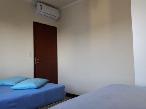 Apartamento Lia Bardas - Apto 33-1 - 02 Dorm Com Ar Cond E Vista P O Mar