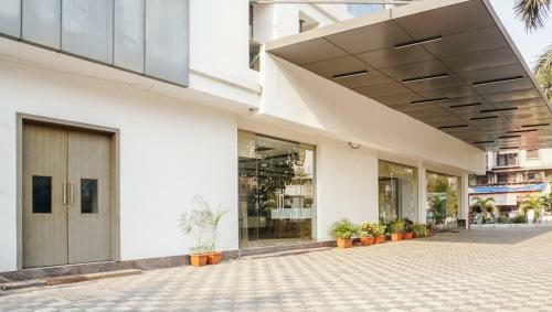 Hotel Siesta Navi Mumbai