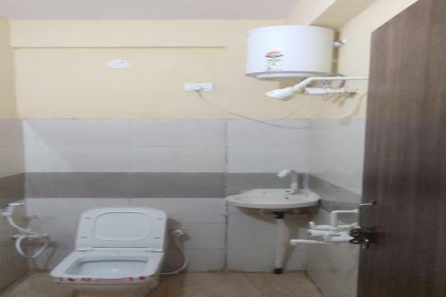 Oyo 86629 Royal King Vip Hotel