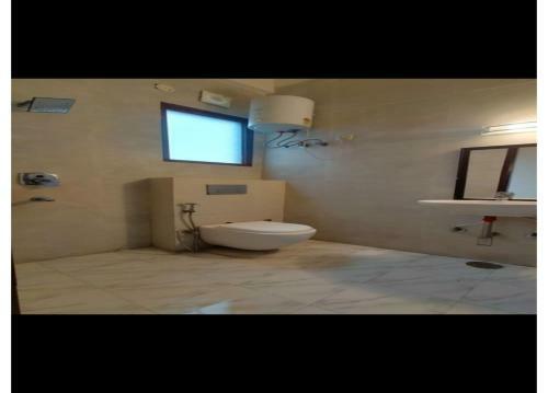 Hotel Townhouse 995 Central Noida