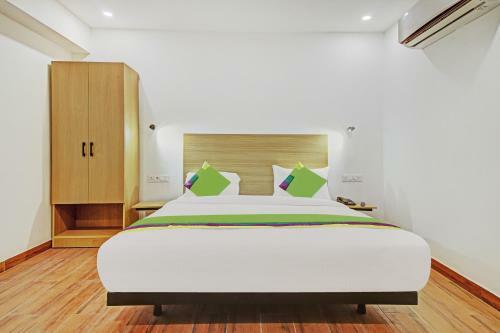 Treebo Trend Hotel Red York