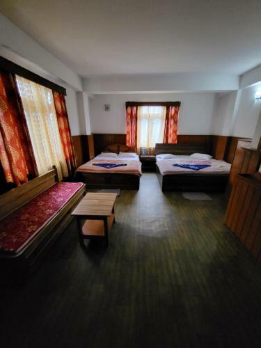 Hotel Dzongrila