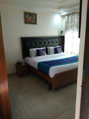 Hostal Vella Marina Hotel