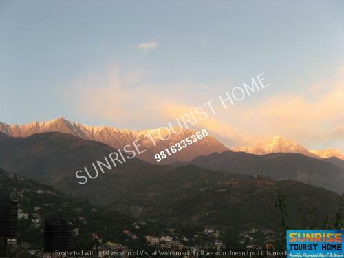 Hotel Sunrise Tourist Home