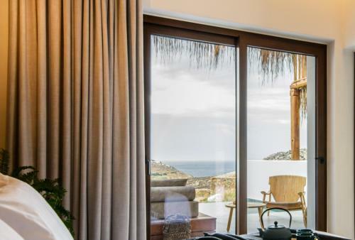 Charisma Hotel And Wellness Suites