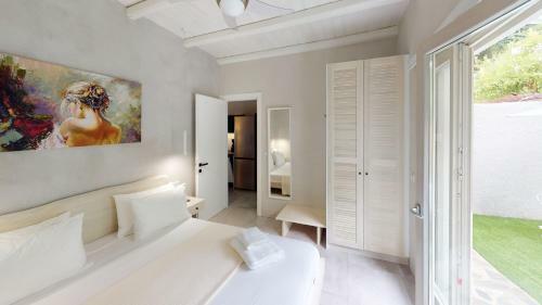 Villa Yalos Luxury Home