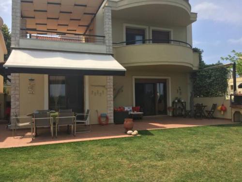 #luxlikehome Hill Summer Villa