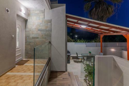Gouves Family Apartment With Jacuzzi