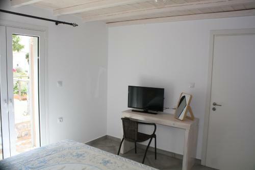Holiday Apartments In Samos With Sea View