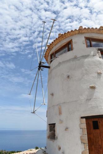 Villa Anemomilos