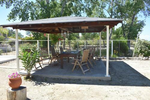 Apartamento Bouka Beachfront Bungalows
