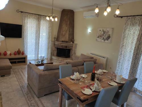 Apartamento Filoxenia Petriti
