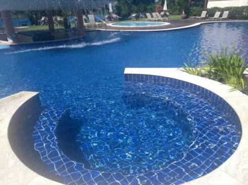 Apartamento Duplex 3 Su�tes Em Guarajuba Ba - Para�so Das �guas