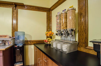 Hotel Econo Lodge Fort St.john- Roh
