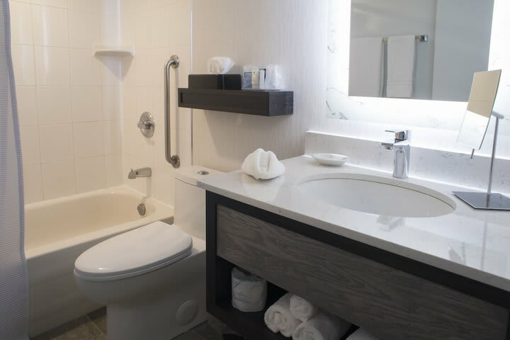 Hotel Crowne Plaza Fredericton Lord Beaverbrook - Standard Room