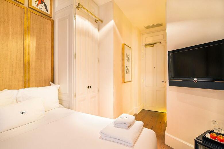 Hotel Do Pla�a Reial G.l.